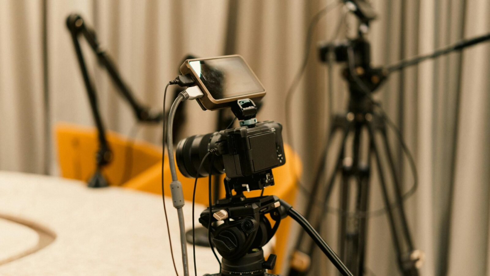Cum construiești video content memorabil pe social media într-un feed suprasaturat